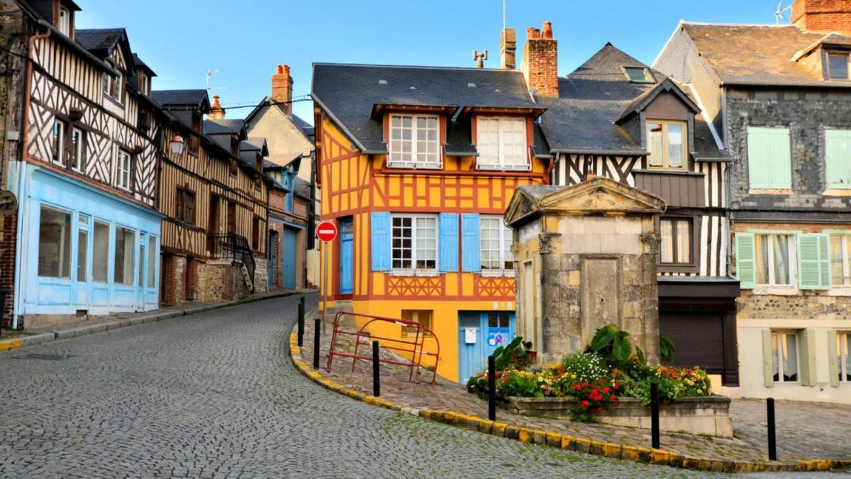 Chambre D'Hotes Du Carre Des Arts Honfleur Exteriör bild